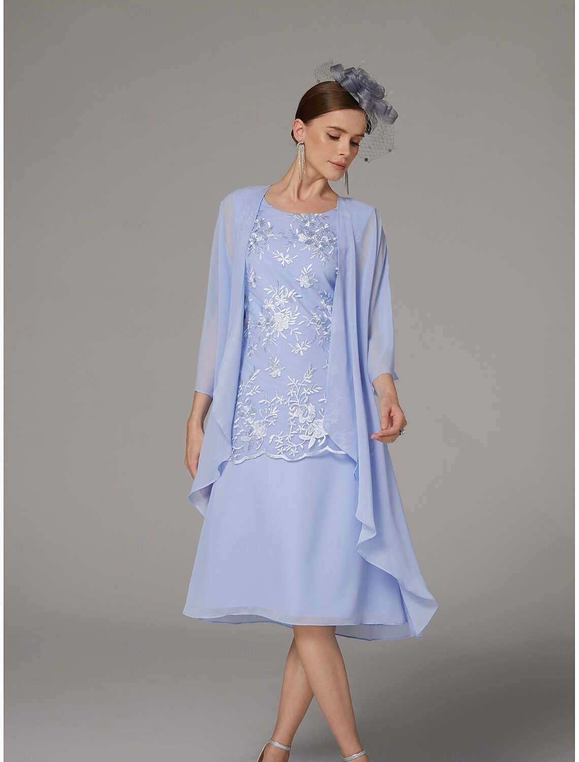 Buyishang Two Piece Sheath Pantsuit Mother of the Bride Dress Elegant Jewel Neck Tea Length Chiffon Lace Sleeveless Jacket Dresses with Appliques